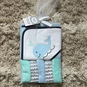 Luvable Friends Hooded Towel and Washcloth Set - Blue Teal and White Whale
